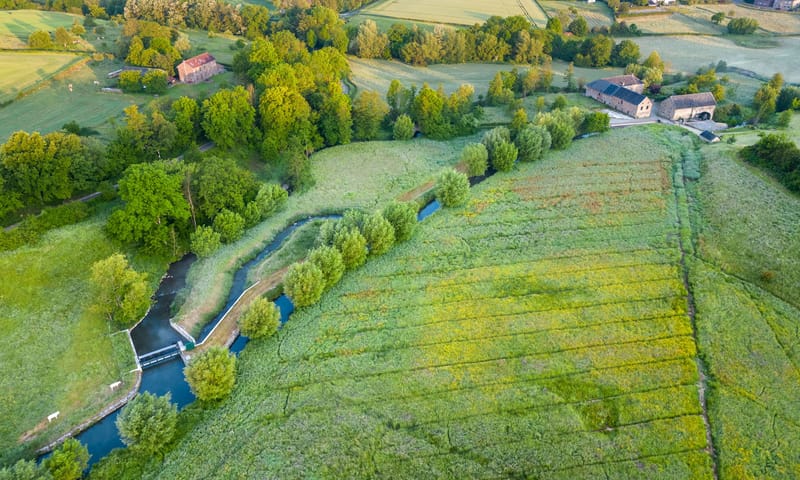 Geuldal Luchtfoto van een weiland in het Geuldal waaruit drainage verwijderd is