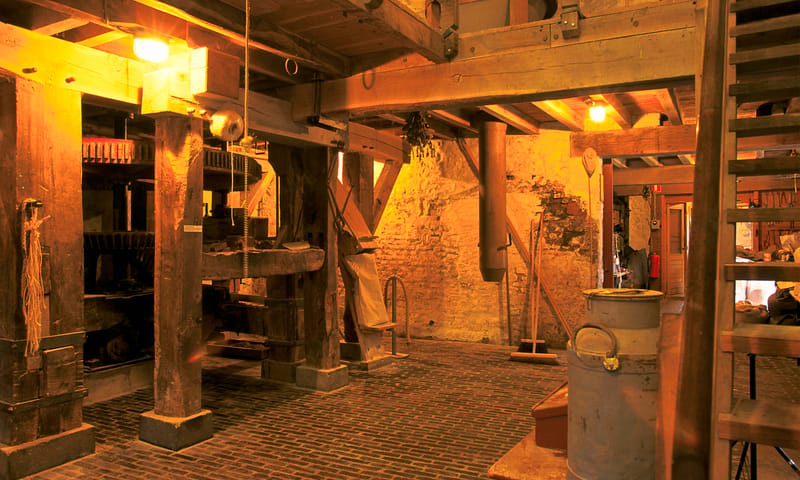 Het draaiend hart van de Volmolen Raderwerk Volmolen