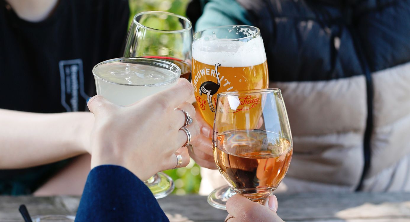 Met je groep een drankje doen.