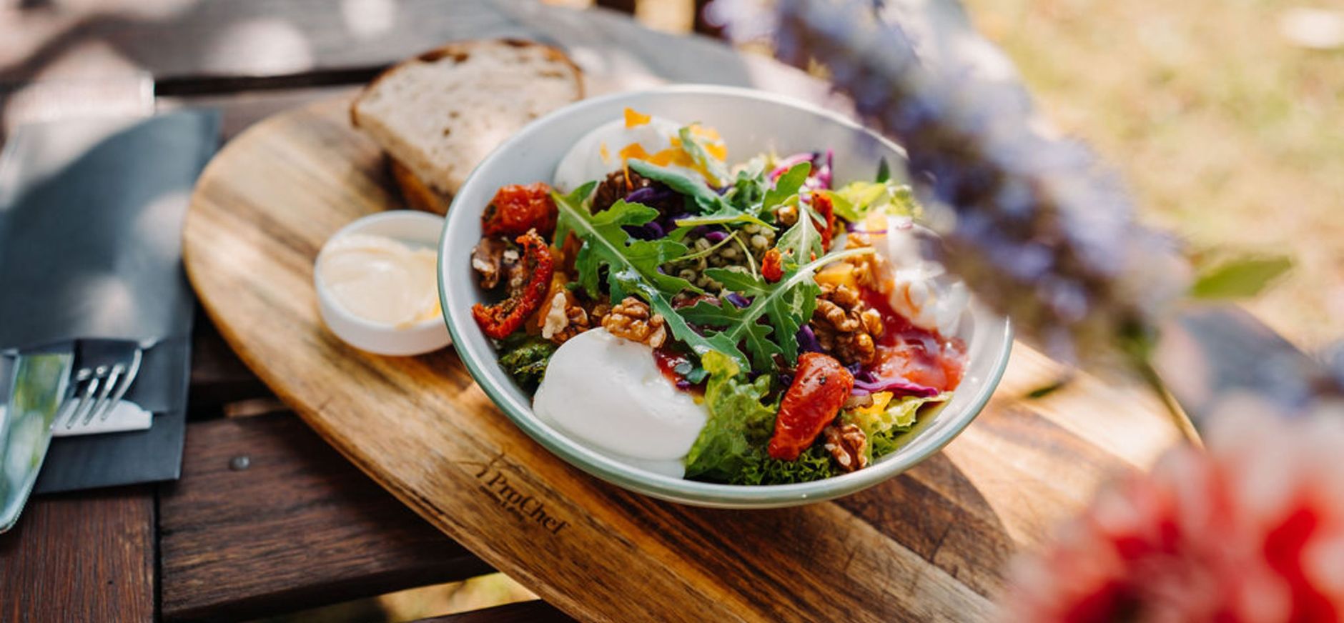 Salade met geitenkaasmousse