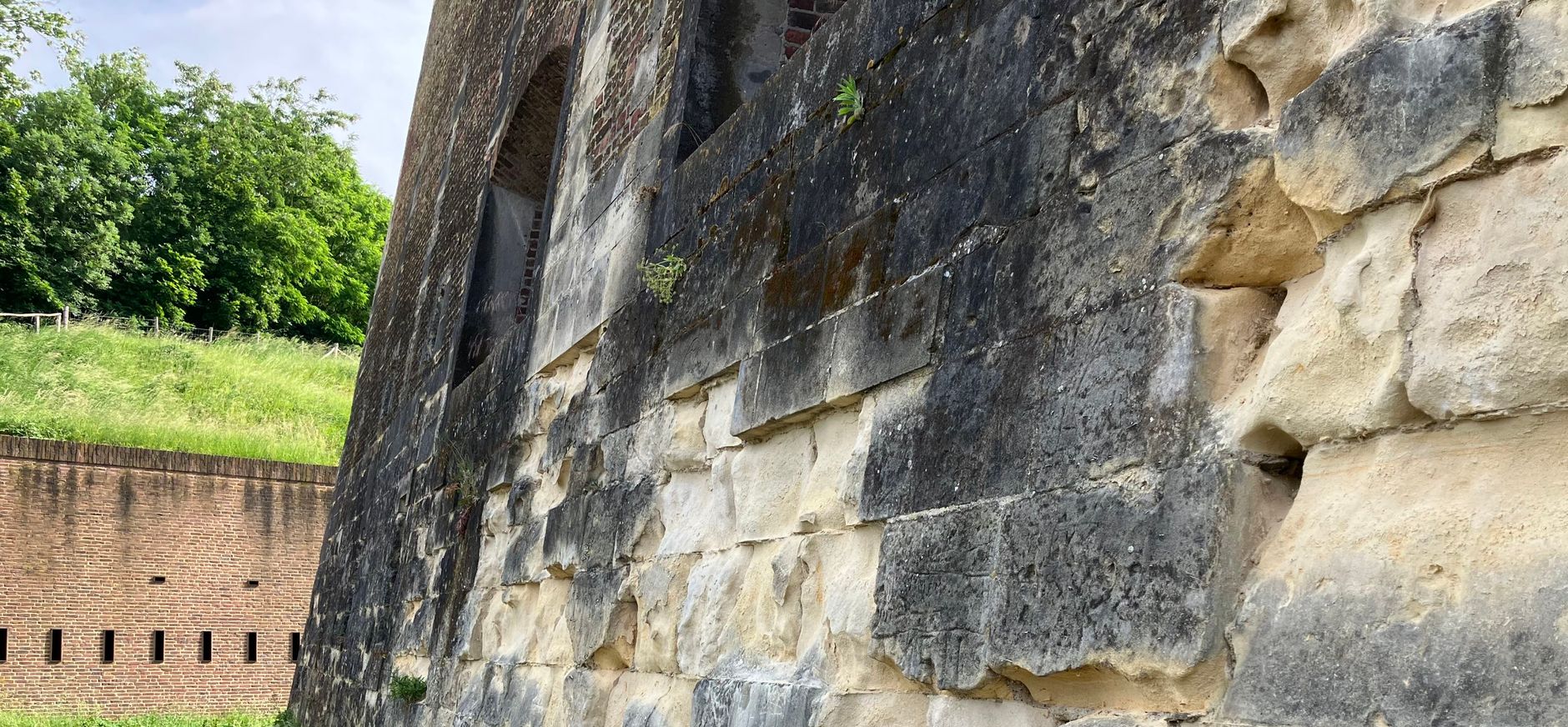 mergelblokken muur fort mergelblokken muur fort