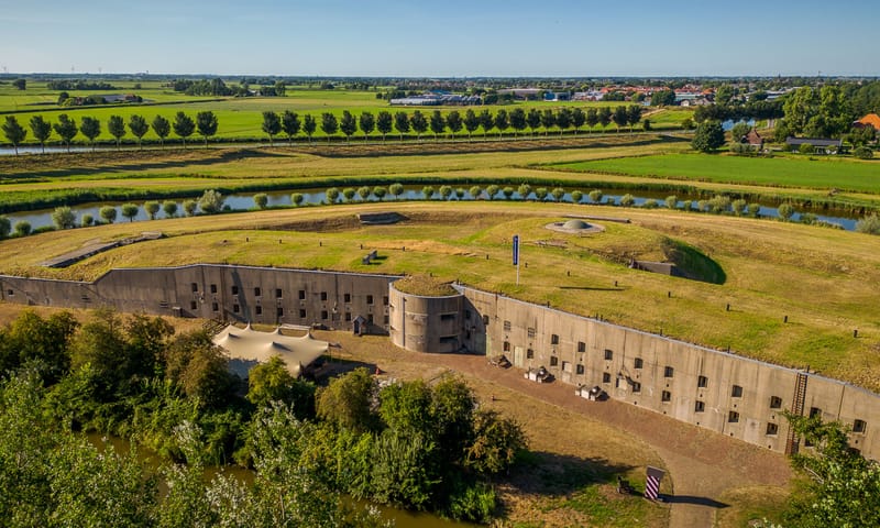 Fort Spijkerboor vanuit de lucht gezien