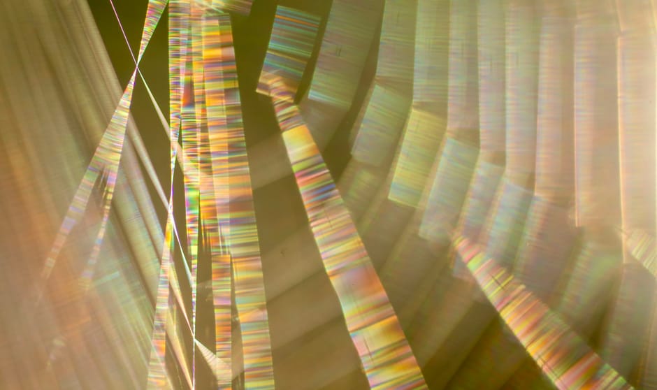 Zonnestralen op een spinnenweb Zonnestralen op een spinnenweb