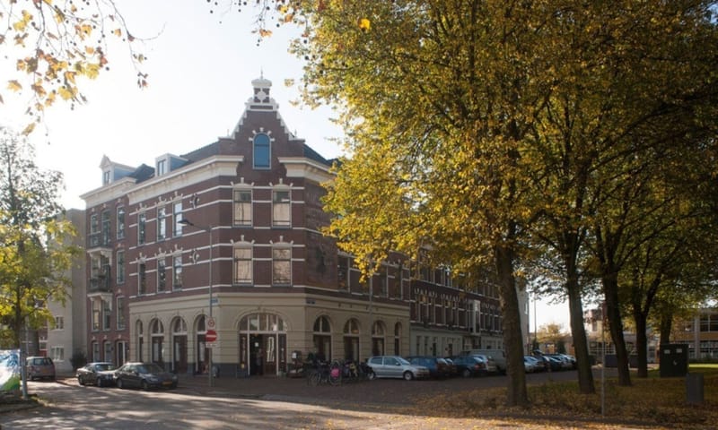 verhalenhuis buiten