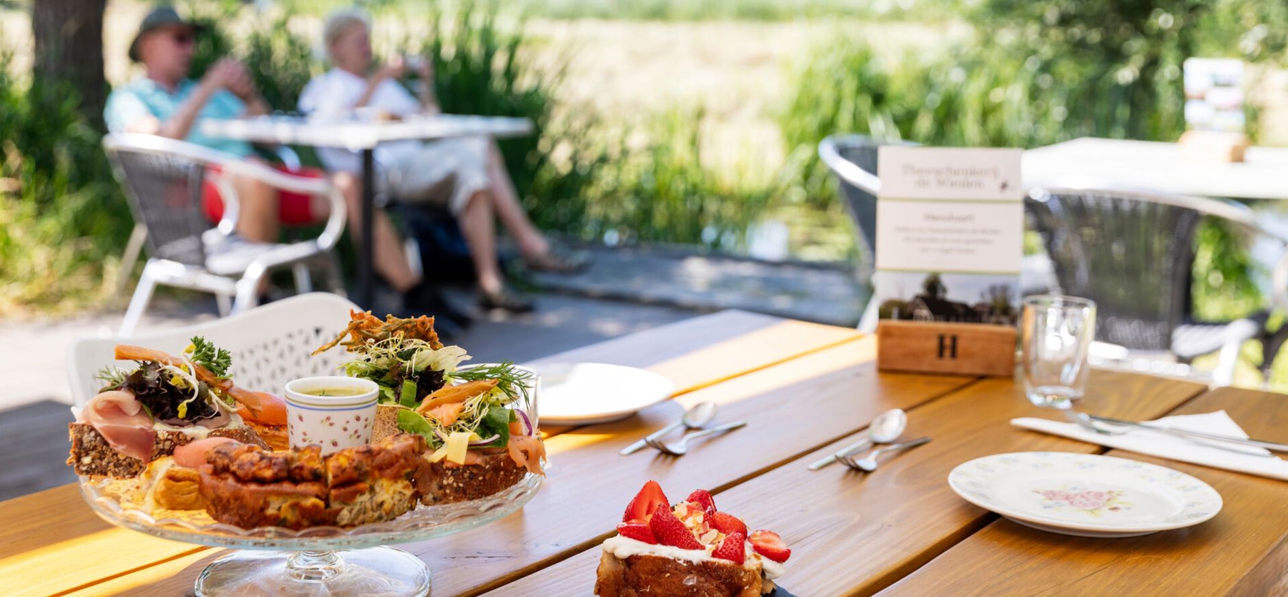 High Tea bij theeschenkerij De Wieden