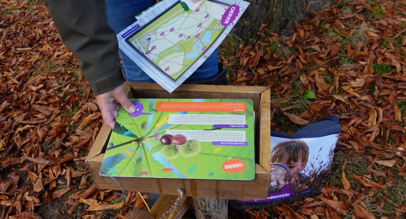 Tas met speurtocht materiaal Tas met speurtocht materiaal