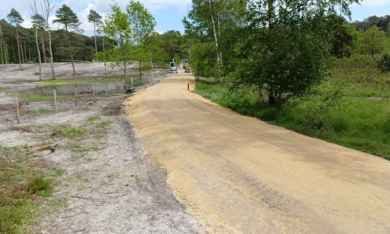Ophogen pad Ophogen van een pad op de Brunssummerheide