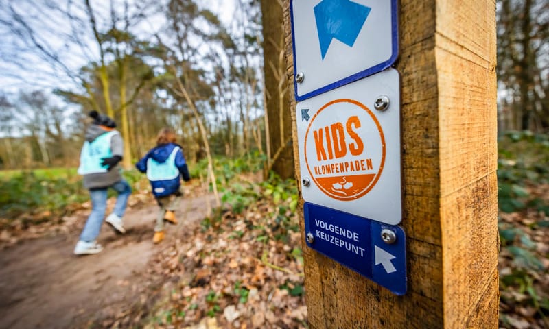 De KIDS-route is gemarkeerd met oranje schildjes De KIDS-route is gemarkeerd met oranje schildjes