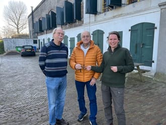 Overhandiging sleutel Fort Nieuwersluis