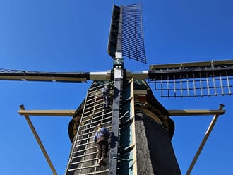 Ontmanteling wiekenkruis molen De Onrust Naardermeer