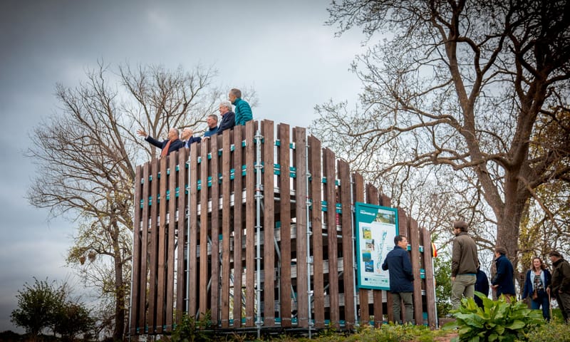 Opening verplaatsbaar uitkijkpunt RPMV in Illikhoven