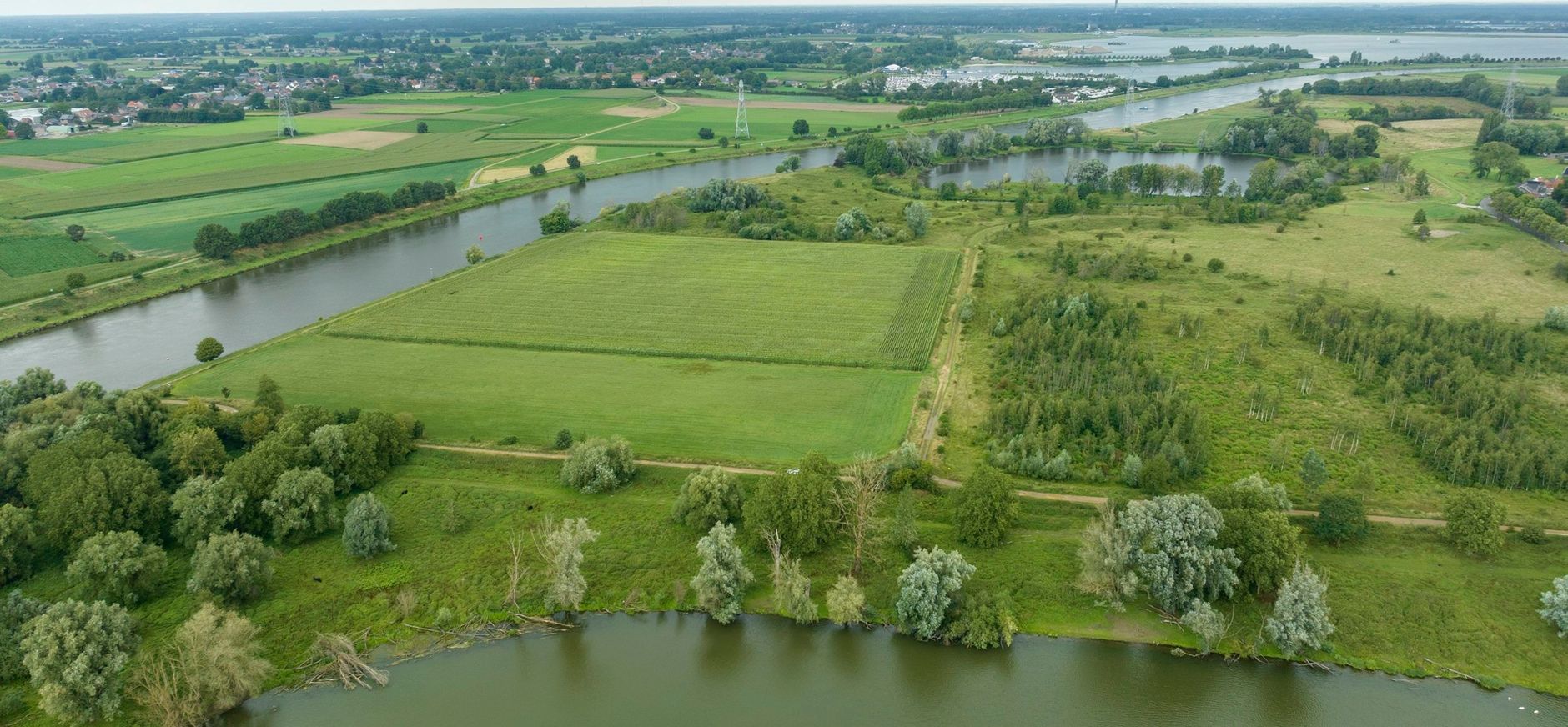 Luchtfoto Dilkensplas en Teggerseplas RWS