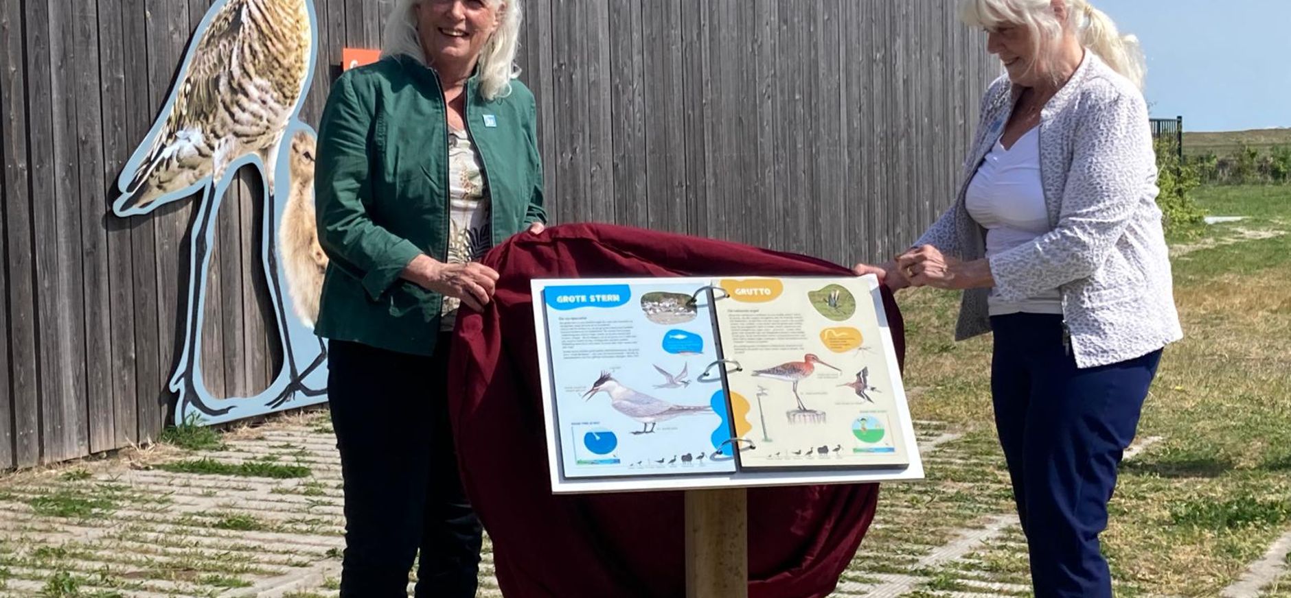 fotoboek gepresenteerd