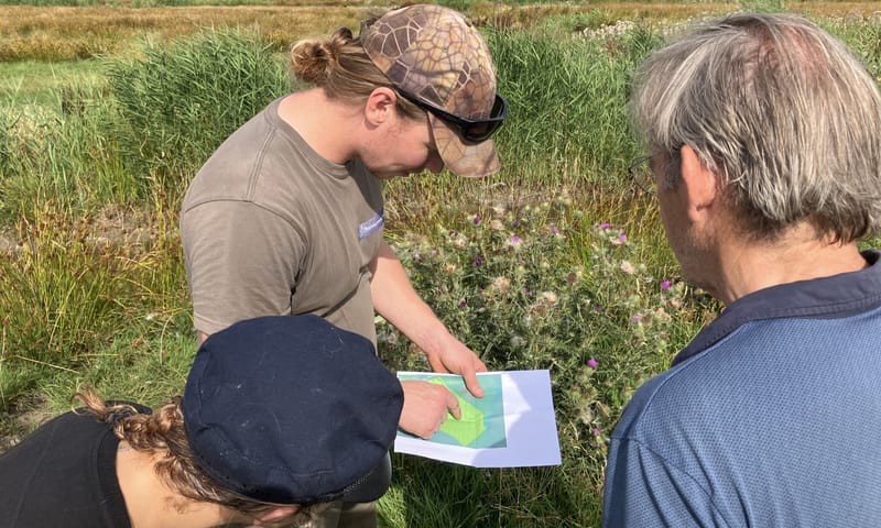het waternavelteam is aan de slag in polder IJdoorn