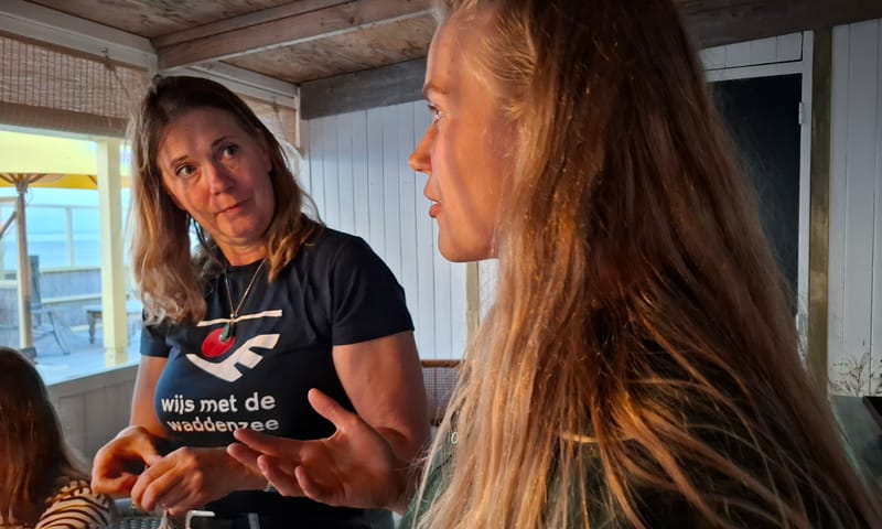 Wethouder Ilja Zonneveld in gesprek met Surya van Loon-FREIIA Wethouder Ilja Zonneveld in gesprek met Surya van Loon-FREIIA