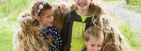 Kinderen in schapenvacht