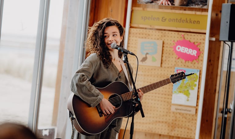 Janna live op Marker Wadden