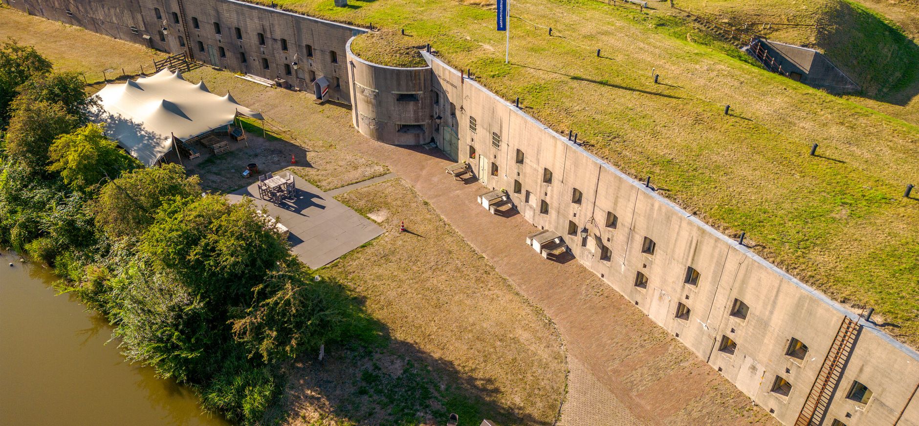 luchtfoto van Fort bij Spijkerboor