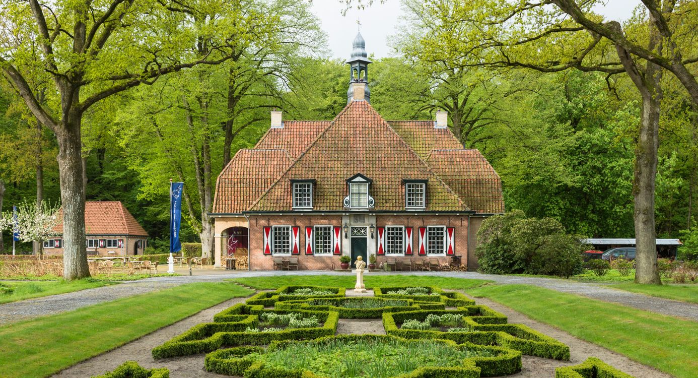 Unieke locatie zoekt horecaondernemer Het iconische landhuis op De Slotplaats. Voor deze locatie zoekt Natuurmonumenten een nieuwe horecaondernemer.