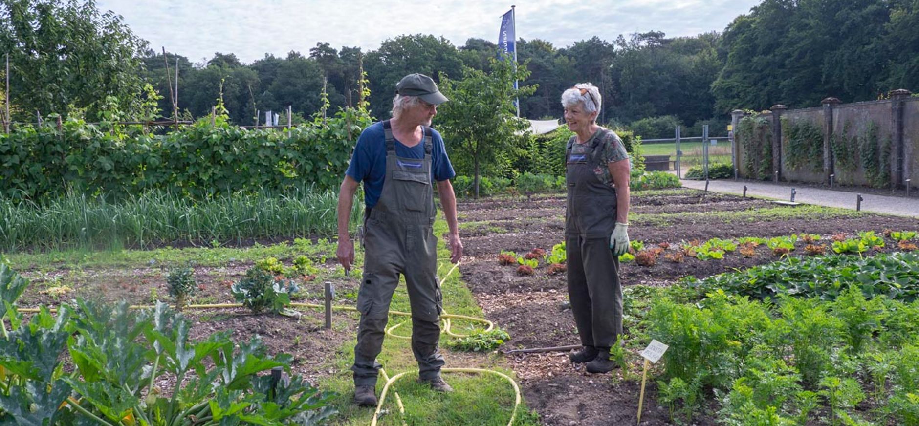 werken in de moestuin Mookerheide Moestuin op Landgoed Mookerheide