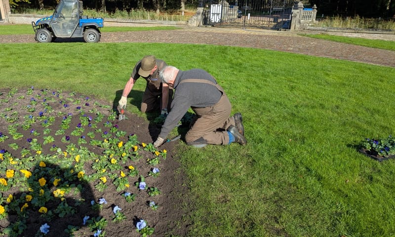 Werken in tuin kasteel Eerde Werken in tuin kasteel Eerde