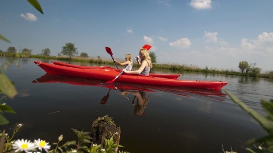 Kano op de Nieuwkoopse Plassen
