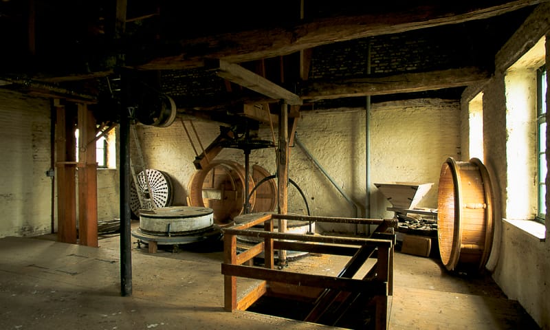 Binnen in de Bovenste Molen