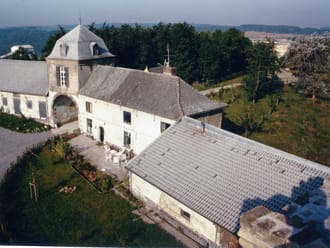 Hoeve Lichtenberg met ruïne