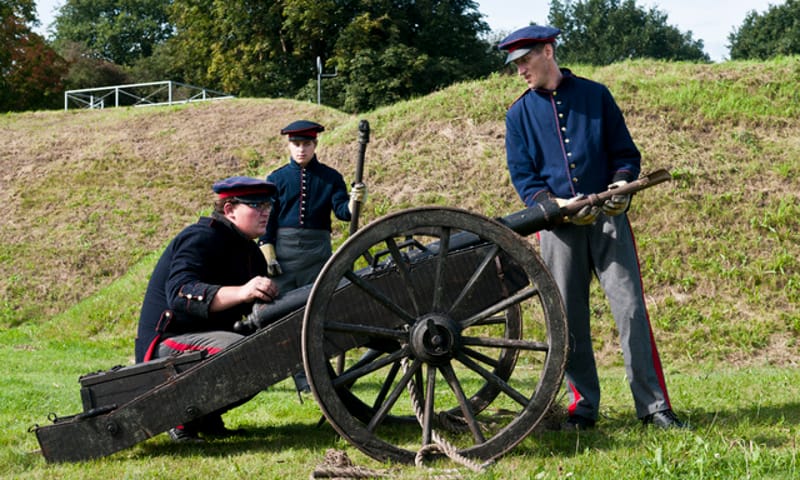Kanon bij Fort bij Abcoude