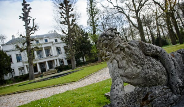 Eerste bomen geplant op Landgoed de Tempel