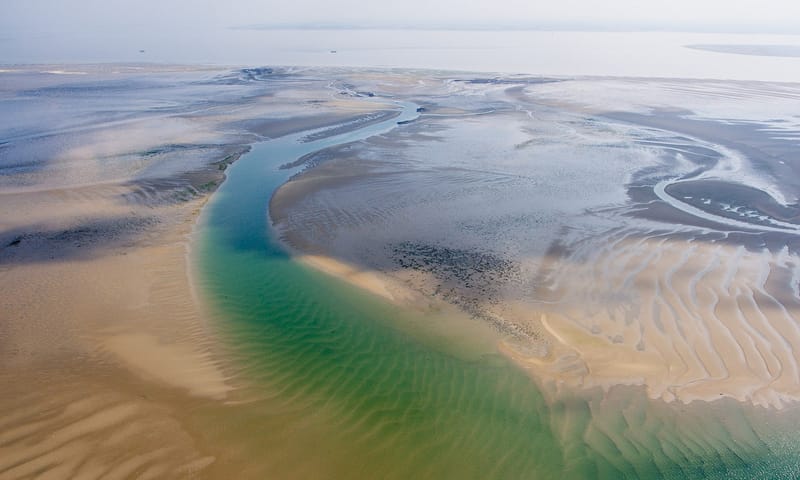 Luchtfoto zandplaten Oosterschelde