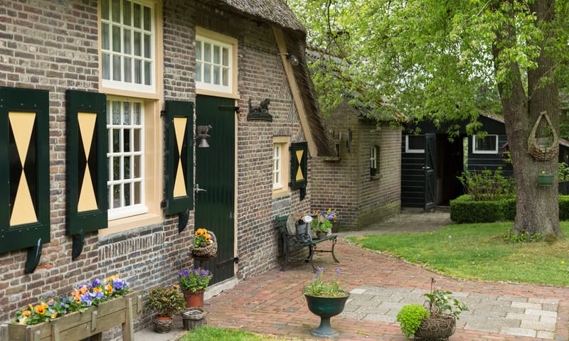 Luiken van de boerderij De Brakel op Eerde