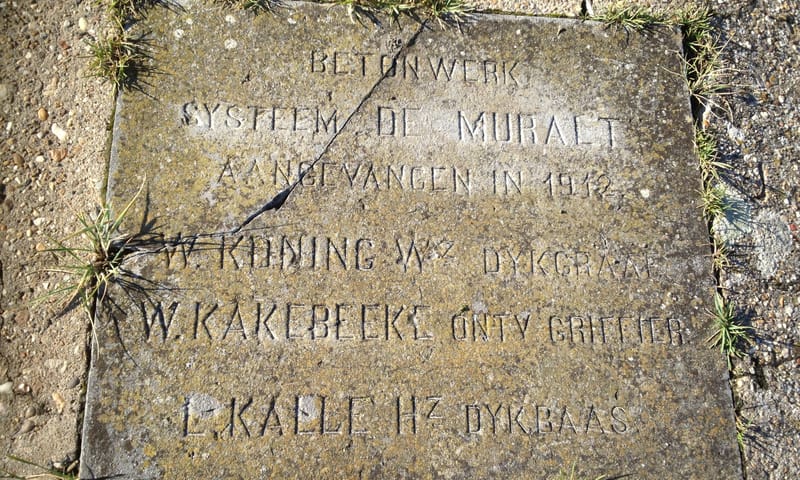 Muralt gedenksteen
