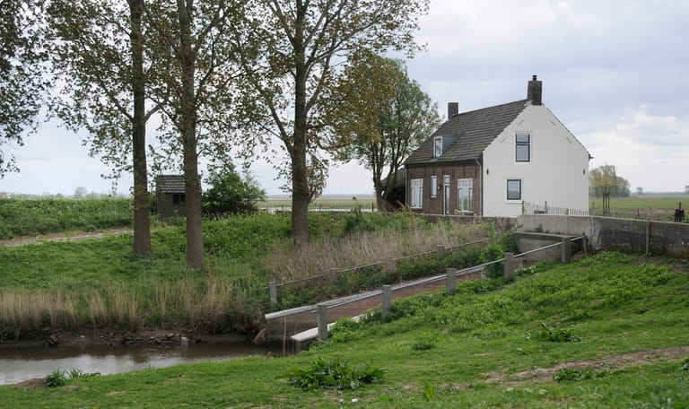 Opzichterswoning Tiengemeten