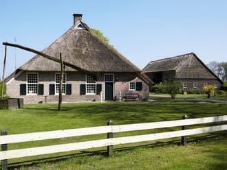 Tolhoes en schuur De Klencke