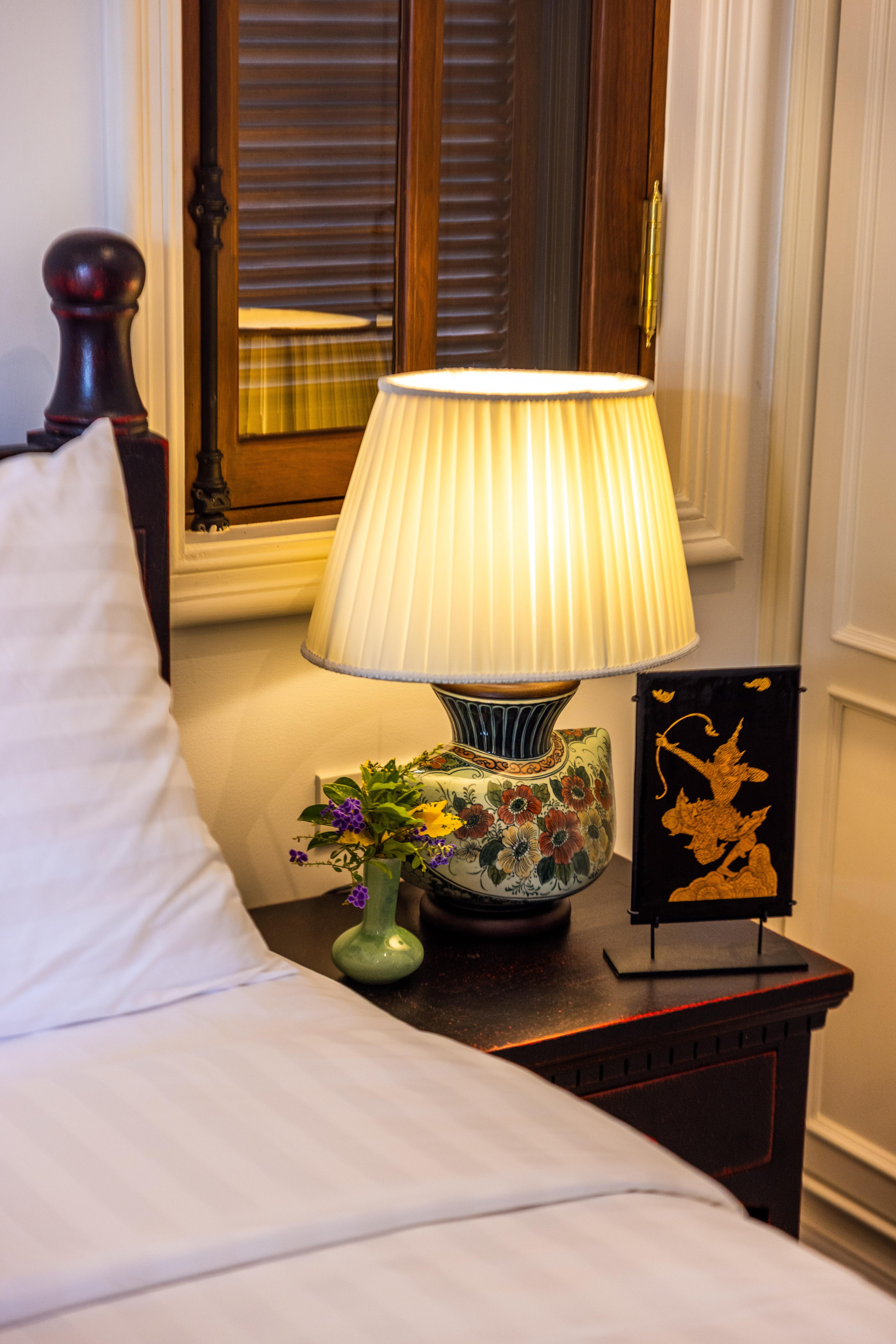 The Lanna Room 6