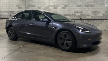 2019 Tesla Model 3 Long Range's photo