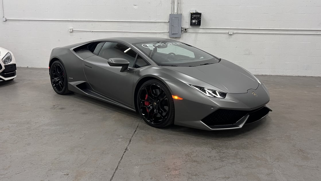 2016 LAMBORGHINI HURACAN LP 610-4 - Car Subscription | MotorEnvy
