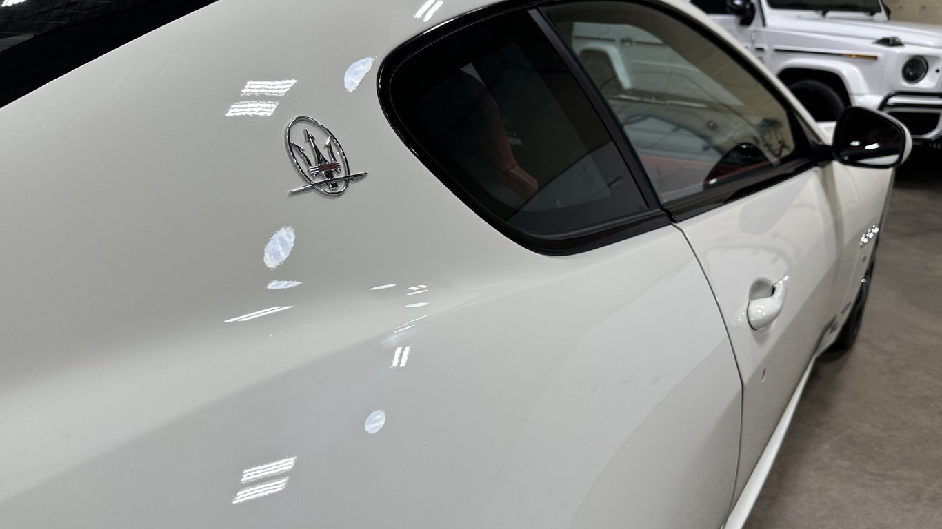 2014 Maserati Granturismo Sport photo 3