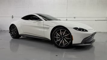 2019 Aston Martin Vantage 4.0 V8's photo