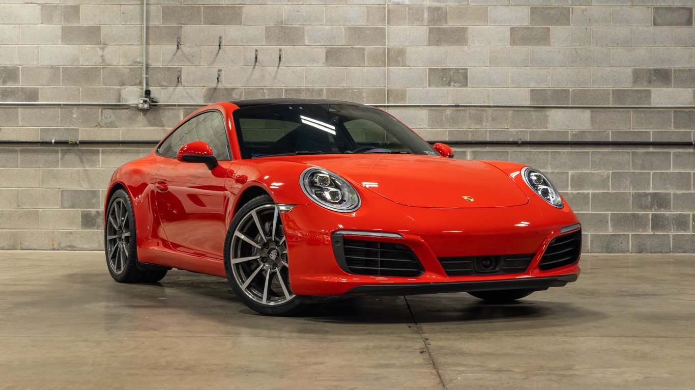 2018 PORSCHE 911