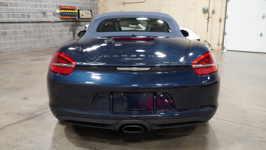 2014 Porsche Boxster photo 2