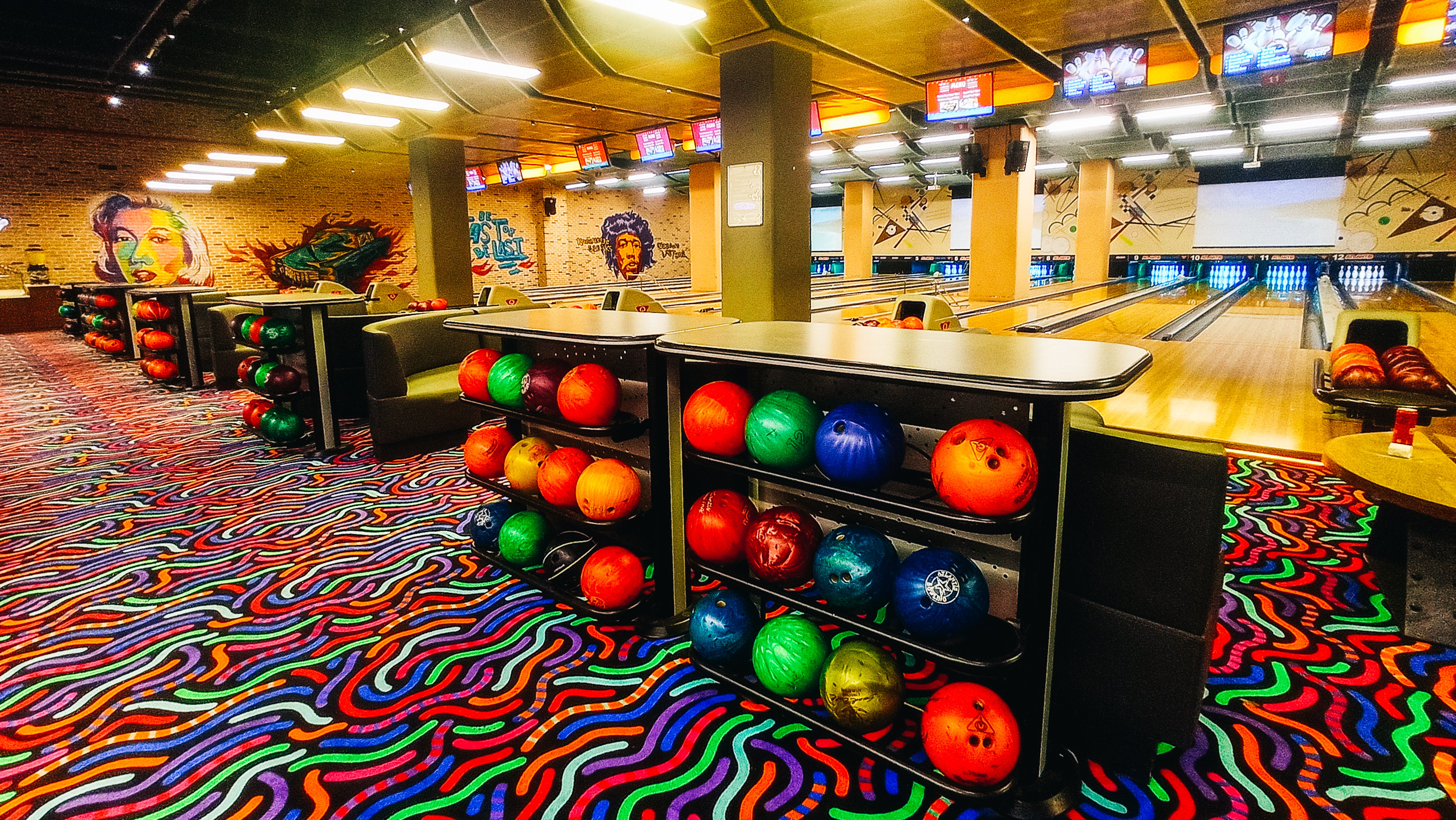 mallofist bowling