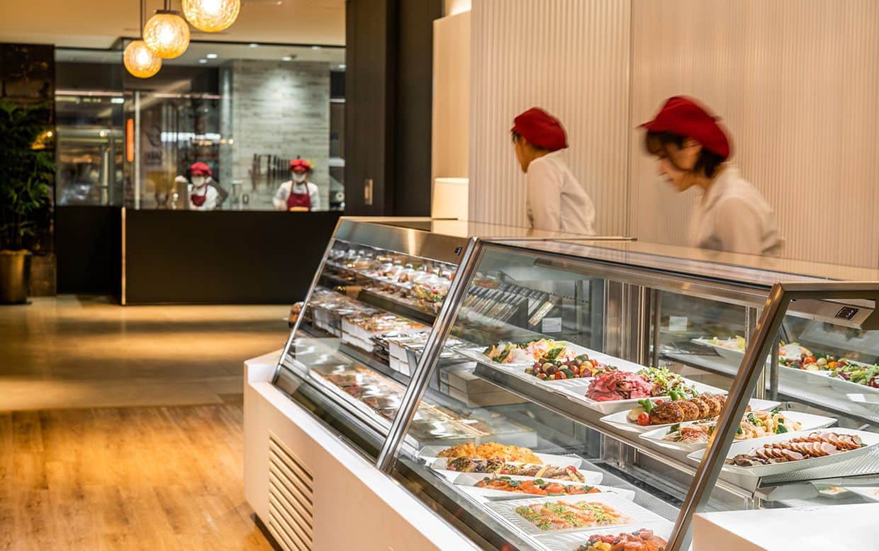 SARAS DELICATESSEN
