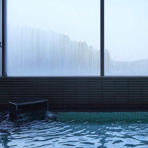 サウナ付き浴場：お風呂 slide 1