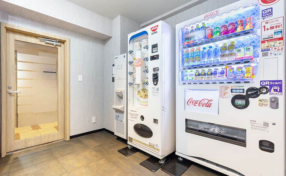 自動販売機コーナー - 0