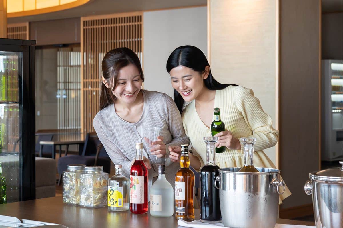 https://imagedelivery.net/Ahwf2rDz3ZiXm1qkpDKg1w/250b7f72-8290-4a45-1dbb-6f15e4a2e300/public