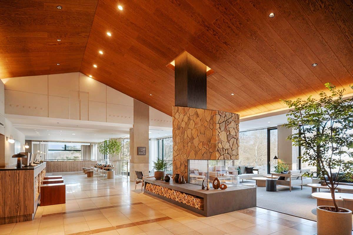 ロビーラウンジ - 0