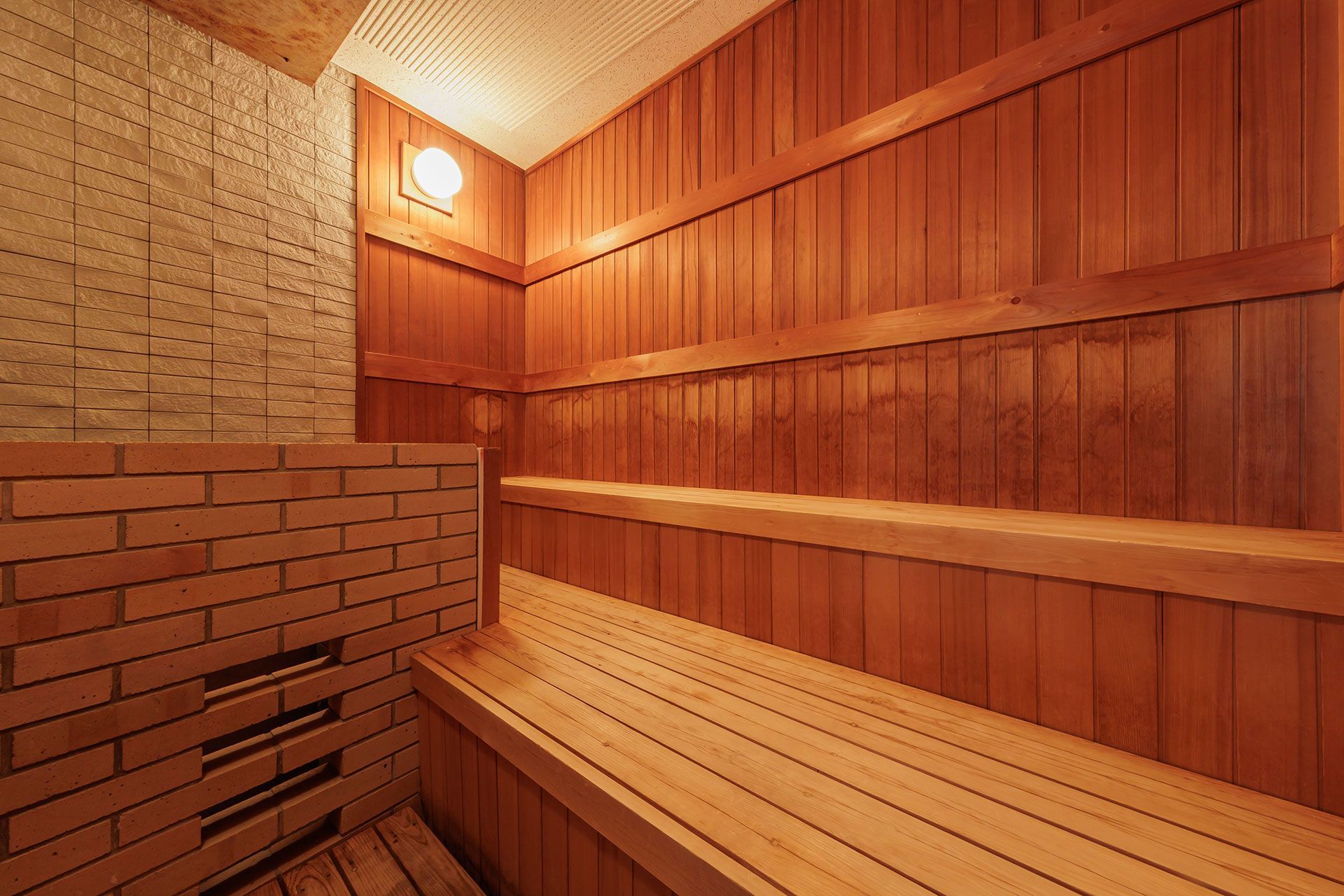 SPACES & AMBIANCE