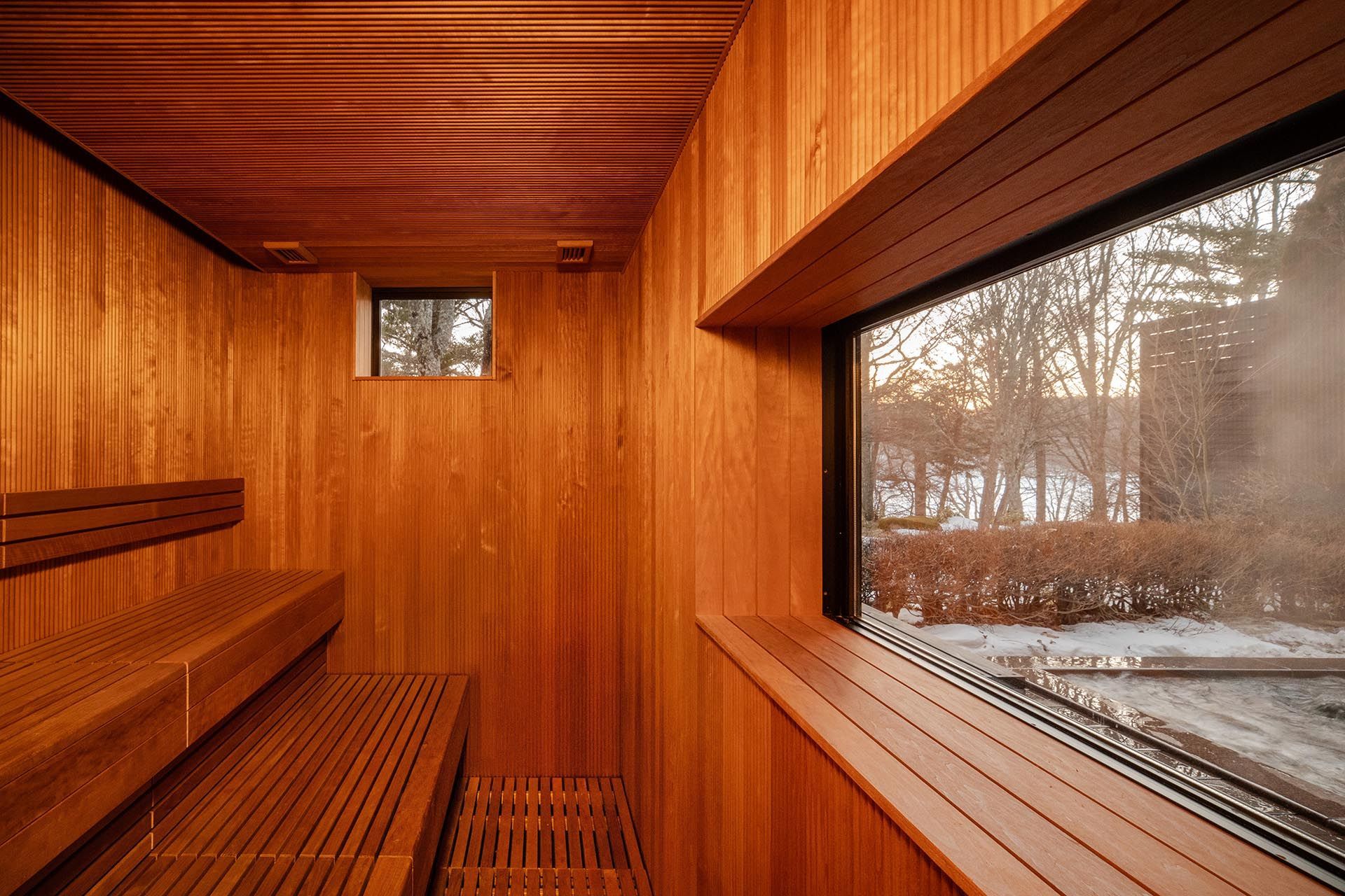 SPACES & AMBIENCE